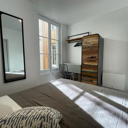 Le St Louis 5 2 Pieces