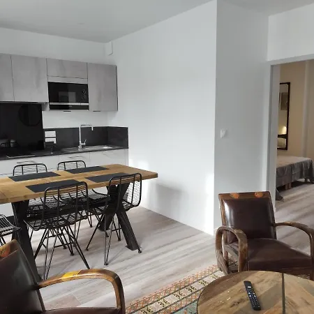 Appartement Le St Louis 5 2 Pièces *