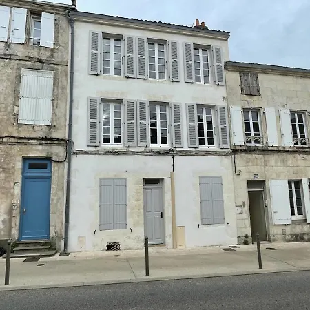 Appartement Le St Louis 5 2 Pièces *